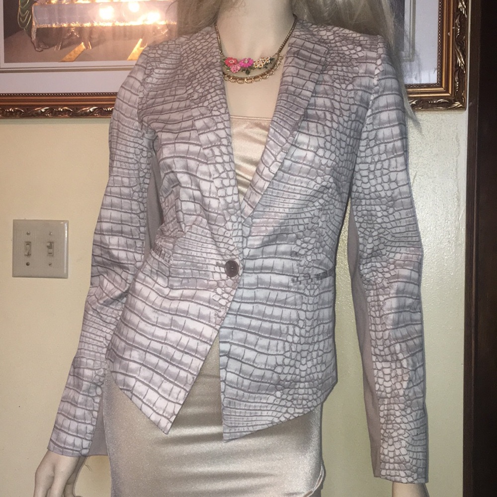 b c b g  snake skin look or maybe  gator look